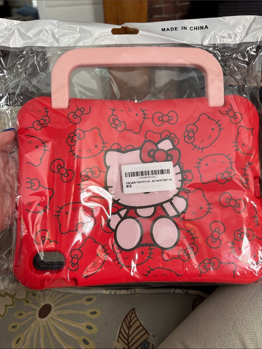 Hello Kitty Red Carrying Case with Pink Handle and Accents 11 inch IPad cover